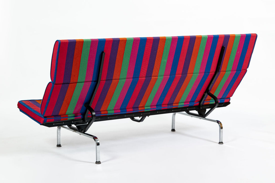 Mid Century Sofa Compact Eames for Herman Miller, Alexander Girard Striped Fabric, 1970s