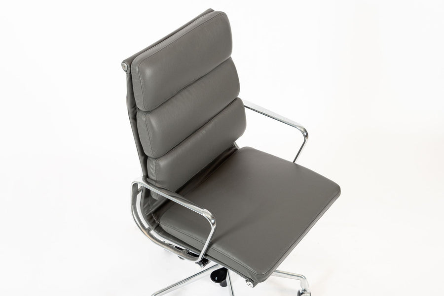Herman Miller Eames Aluminum Group Tall Gray Leather Office Chair Soft Pad