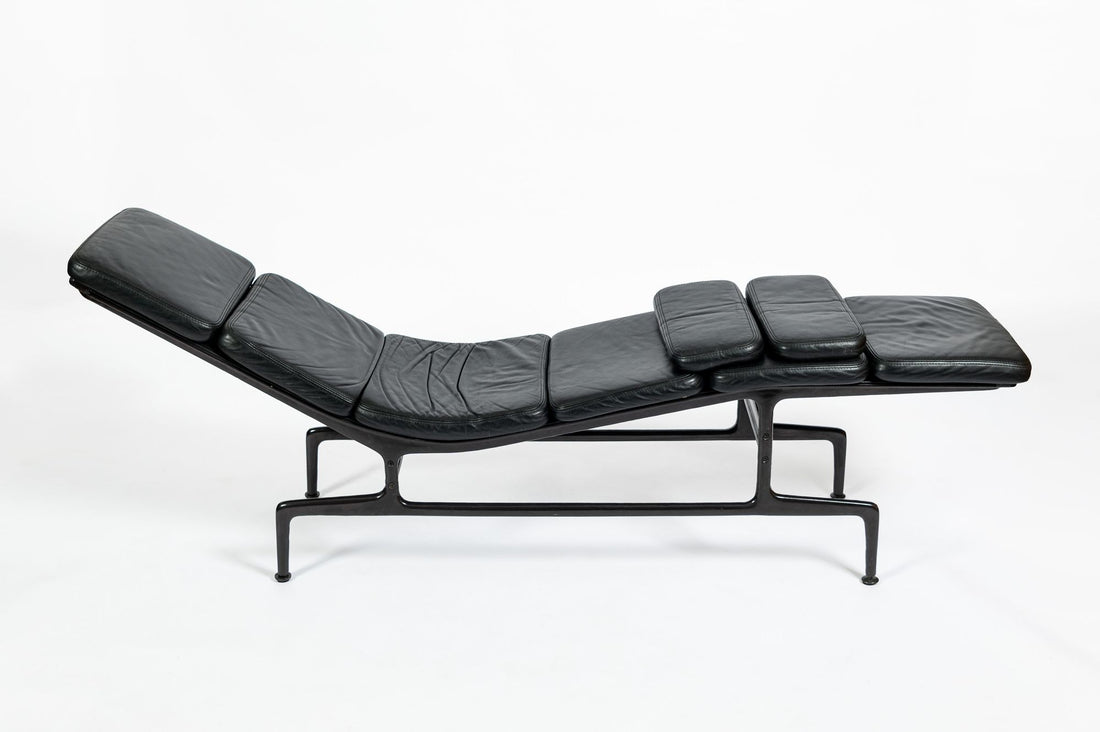 Vintage Mid-Century Eames ES106 “Billy Wilder” Chaise Lounge for Herman Miller