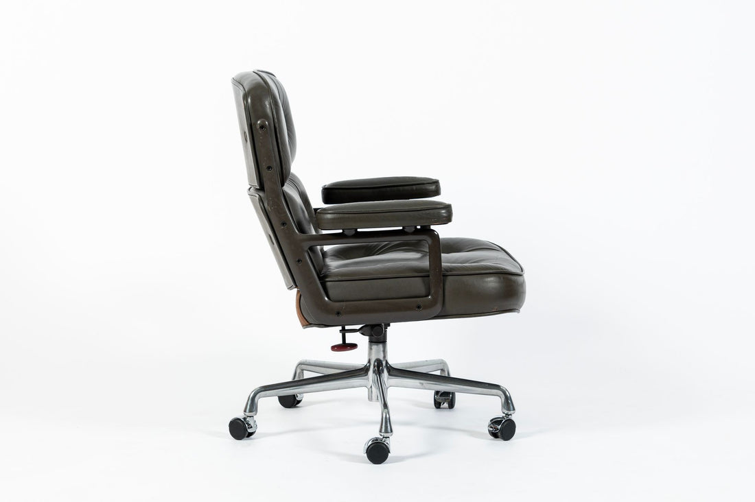 Eames Time Life Executive Lobby Chair for Herman Miller, Dark Gray Leather Office Desk Chair, 1988