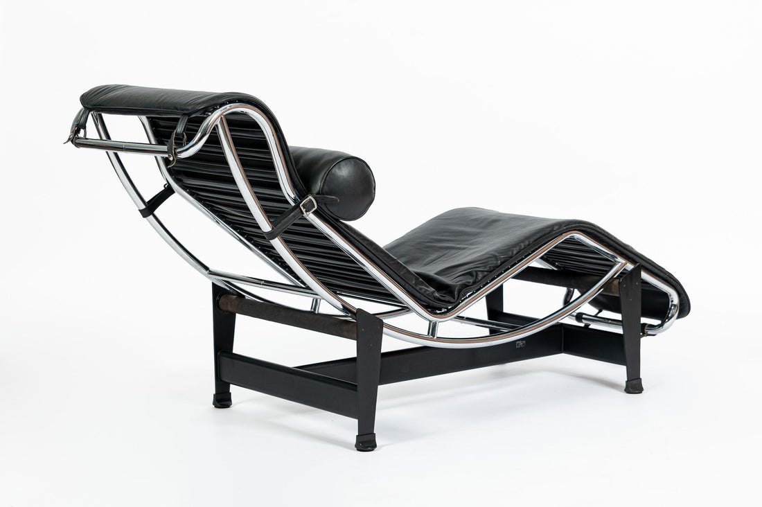 Cassina LC4 Black Leather Chaise Lounge Chair by Le Corbusier 1981