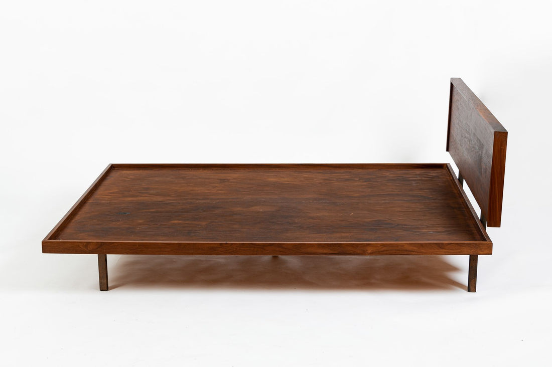 Vintage Mid-Century Walnut Wood Platform Bed by Richard Artschwager (attr.) 1950s
