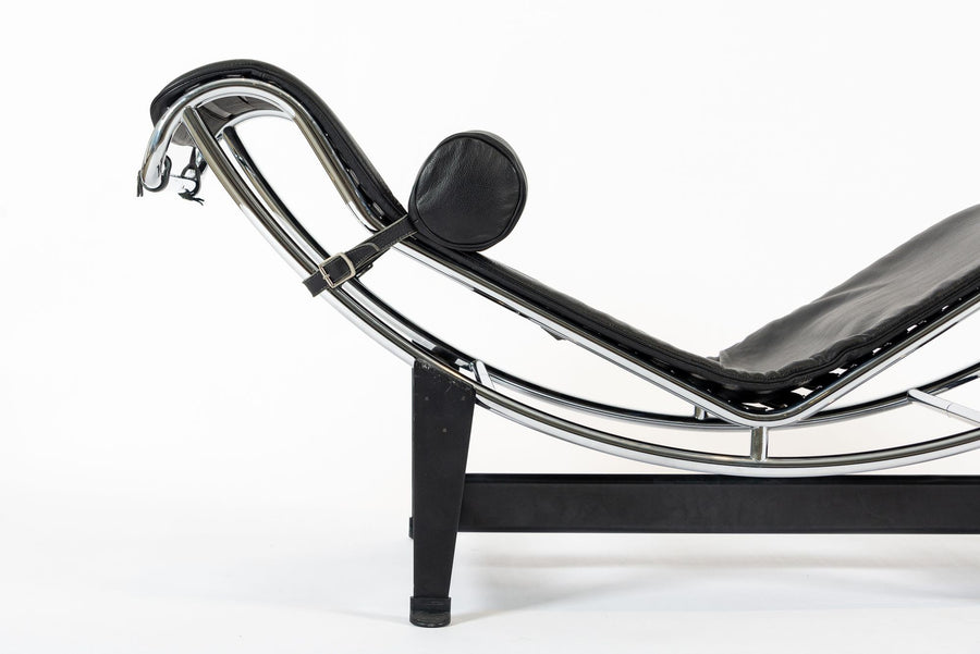 Cassina LC4 Black Leather Chaise Lounge Chair by Le Corbusier 2006