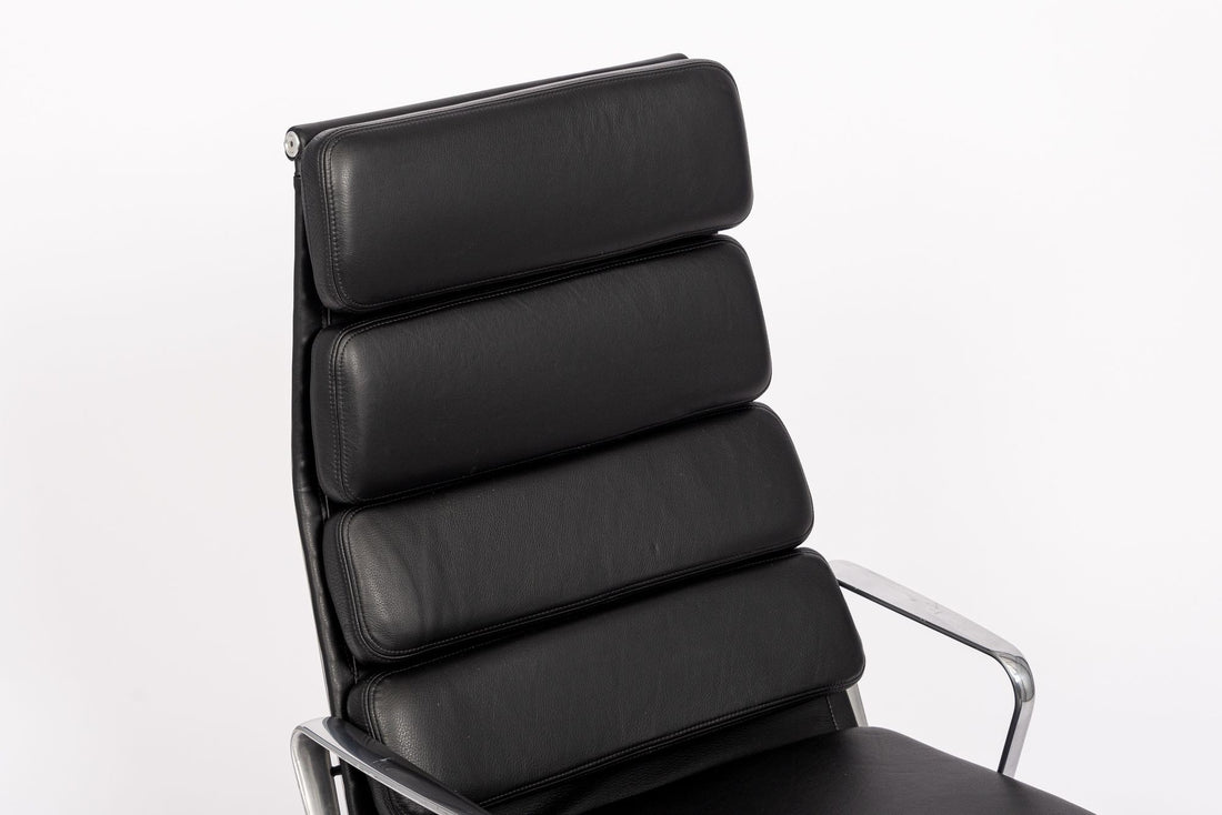 Eames Herman Miller Black Leather Soft Pad Office Lounge Chair