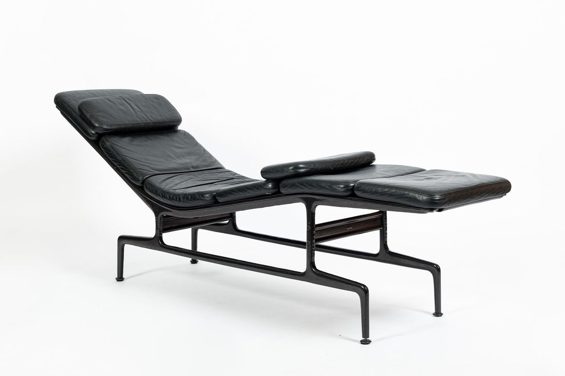Vintage Mid-Century Eames ES106 “Billy Wilder” Chaise Lounge for Herman Miller