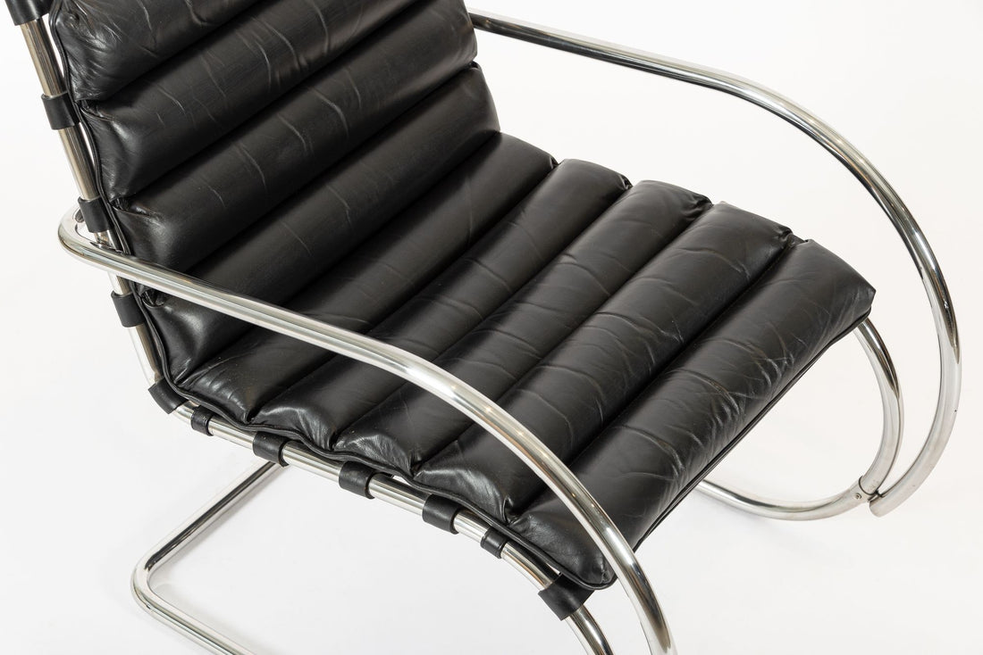 Mid Century MR Black Leather Arm Chairs by Mies van der Rohe for Knoll