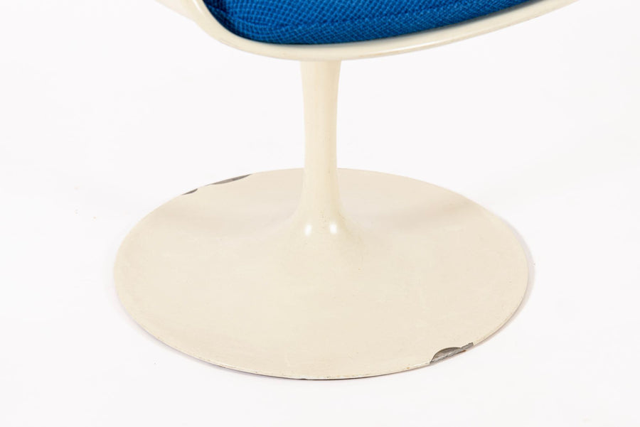 Original Fiberglass Tulip Arm Chair by Eero Saarinen for Knoll 1970s