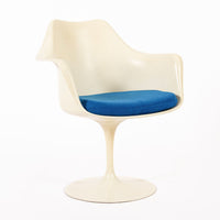 Original Fiberglass Tulip Arm Chairs by Eero Saarinen for Knoll 1970s