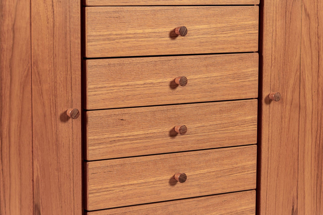 Mid Century Danish Teak Wood Credenza Sideboard Cabinet