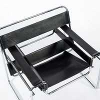 Mid Century Black Leather Wassily Arm Chairs by Marcel Breuer for Knoll, 1960s