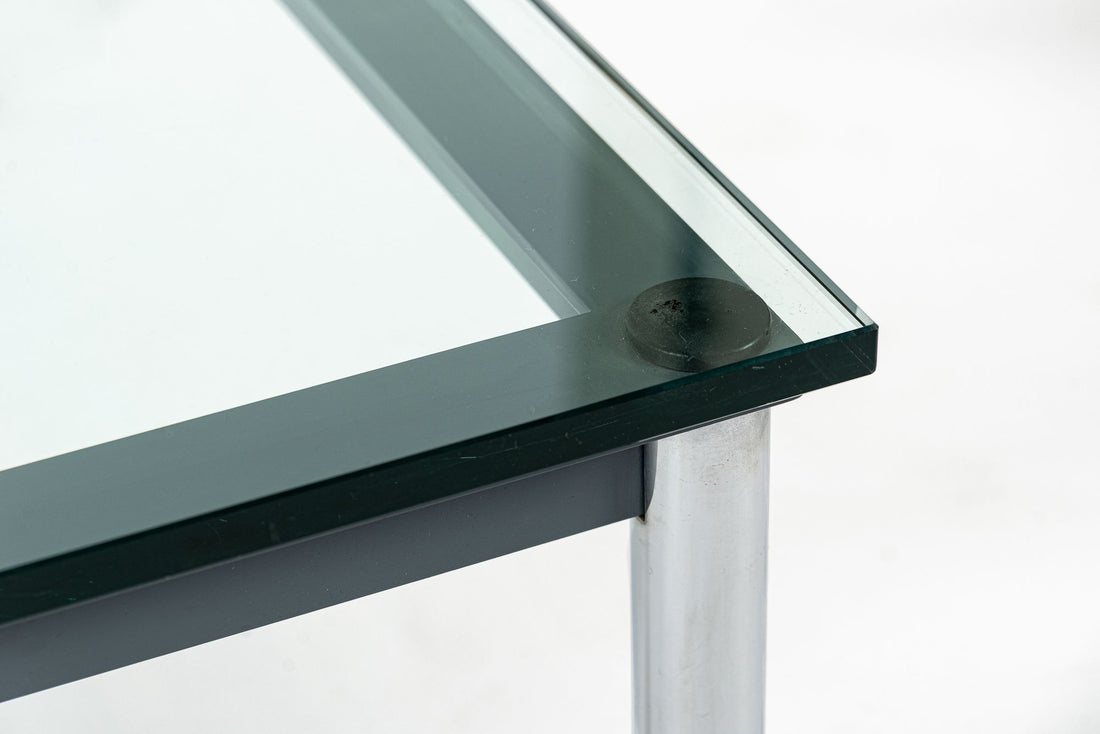 Bauhaus LC10-P Low Glass Coffee Table by Le Corbusier for Cassina