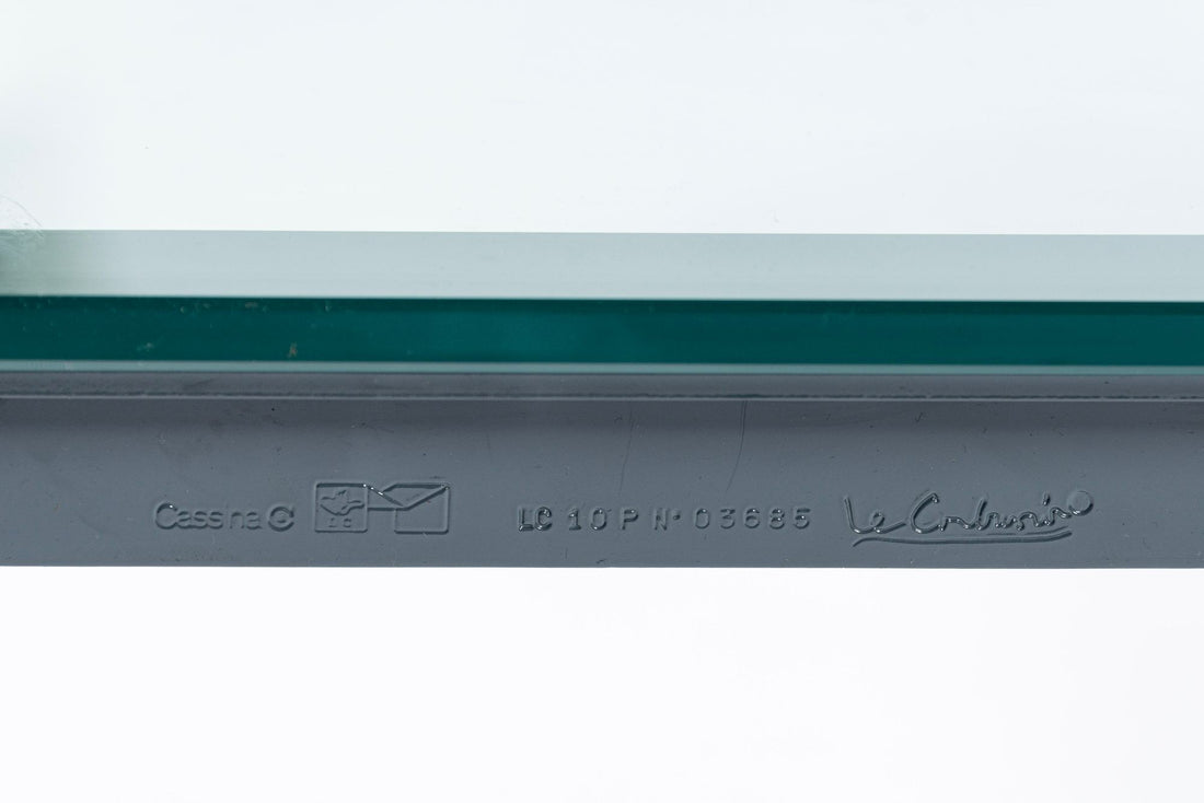 Bauhaus LC10-P Low Glass Coffee Table by Le Corbusier for Cassina