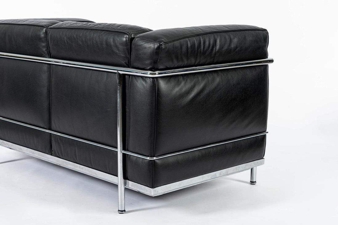 Authentic Cassina LC2 Black Leather Two-Seat Sofa by Le Corbusier 1994