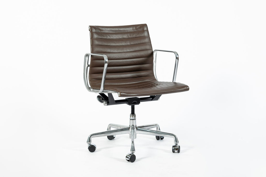 Set of 4 Eames Herman Miller Office Chairs, Brown Leather Thin Pad Aluminum Group