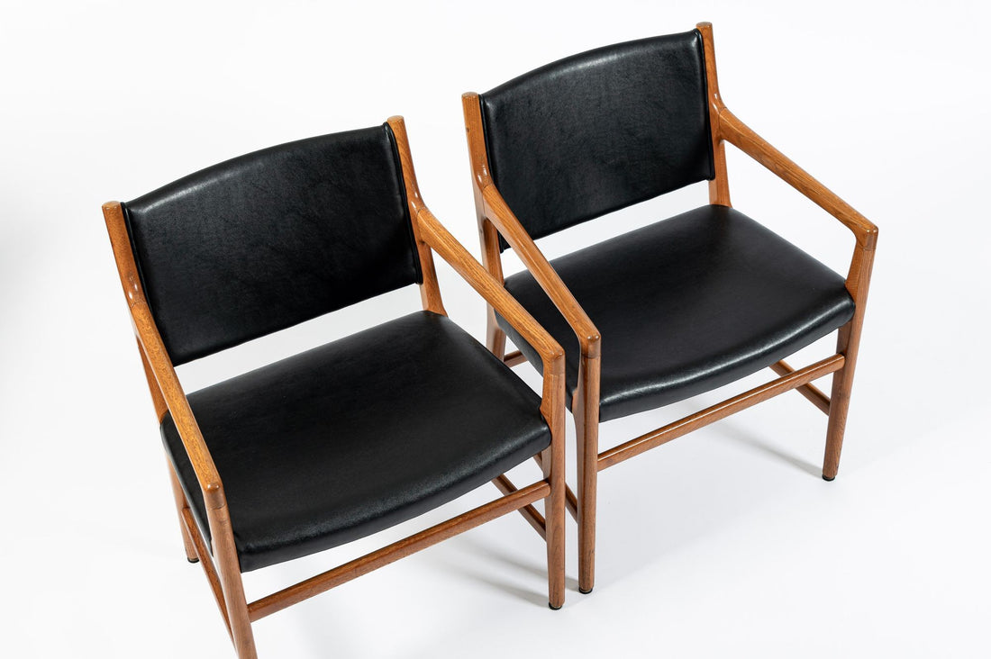 Hans J. Wegner JH507 Oak Dining Armchairs for Johannes Hansen (Attr.), Set of 6, Denmark, Circa 1965