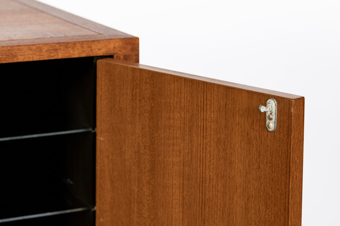 Mid-Century Modern Gentleman’s Cabinet or Dresser by Harvey Probber, circa 1965