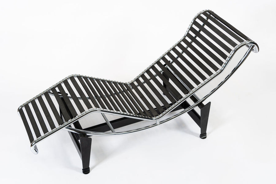 Cassina LC4 Black Leather Chaise Lounge Chair by Le Corbusier 1991