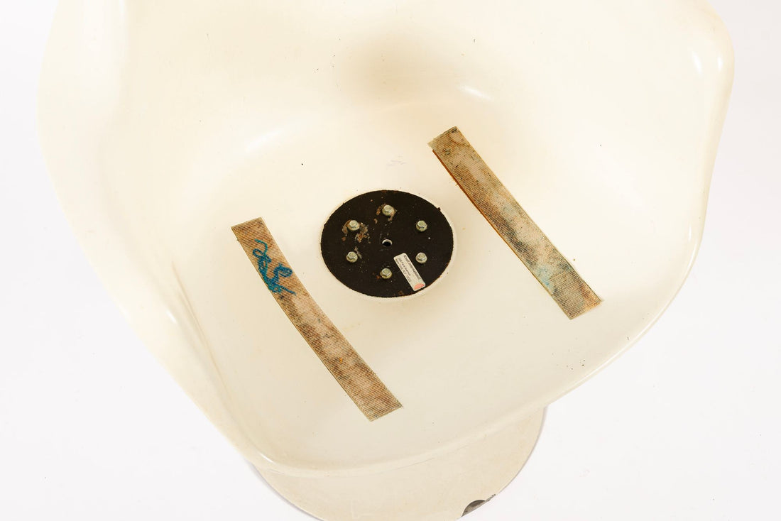 Original Fiberglass Tulip Arm Chair by Eero Saarinen for Knoll 1970s