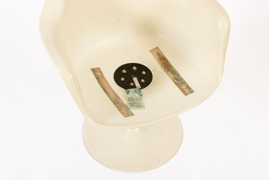 Original Fiberglass Tulip Arm Chairs by Eero Saarinen for Knoll 1970s