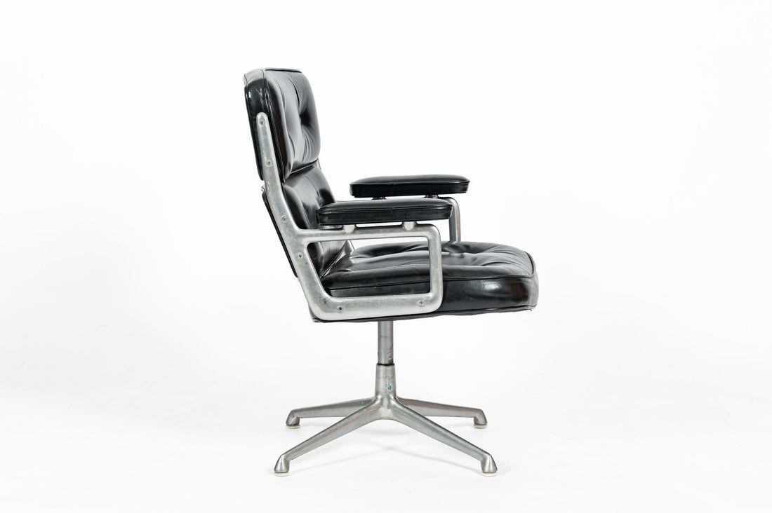 Early Eames Time Life Executive Chair Herman Miller, 1960s, Xerox Corp.