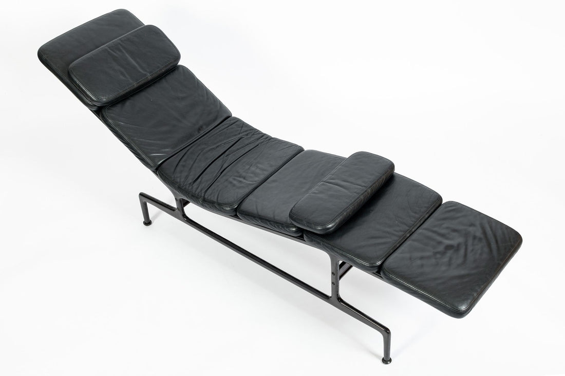 Vintage Mid-Century Eames ES106 “Billy Wilder” Chaise Lounge for Herman Miller