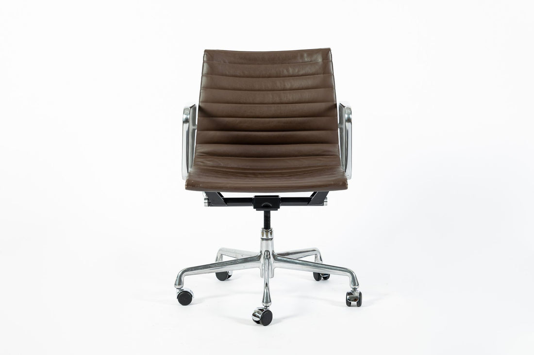 Set of 4 Eames Herman Miller Office Chairs, Brown Leather Thin Pad Aluminum Group