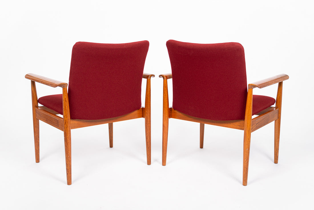 Mid Century Danish Red Diplomat Chairs by Finn Juhl for France & Daverkosen