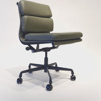 Herman Miller Eames Aluminum Group Tall Gray Leather Office Chair Soft Pad