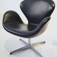 Mid Century Danish Black Leather Swan Chairs by Arne Jacobsen for Fritz Hansen