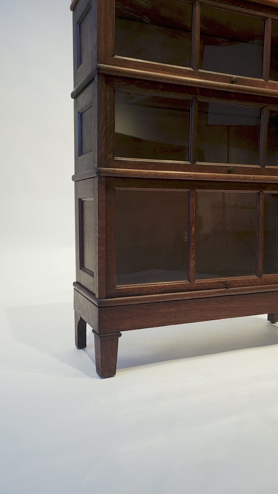 Antique American Three Shelf Barrister Bookcase Cabinet in Tiger Oak