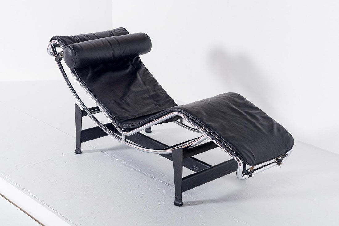 Le Corbusier Lc4 Gray and Black Leather Chaise Lounge for Cassina