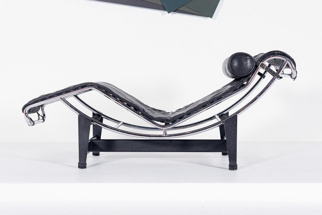 Vintage Cassina LC4 Chaise Lounge Chair by Le Corbusier, 1984