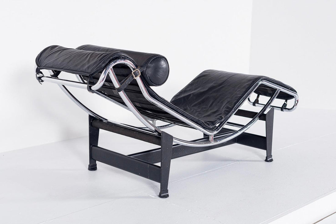 Vintage Cassina LC4 Chaise Lounge Chair by Le Corbusier, 1984