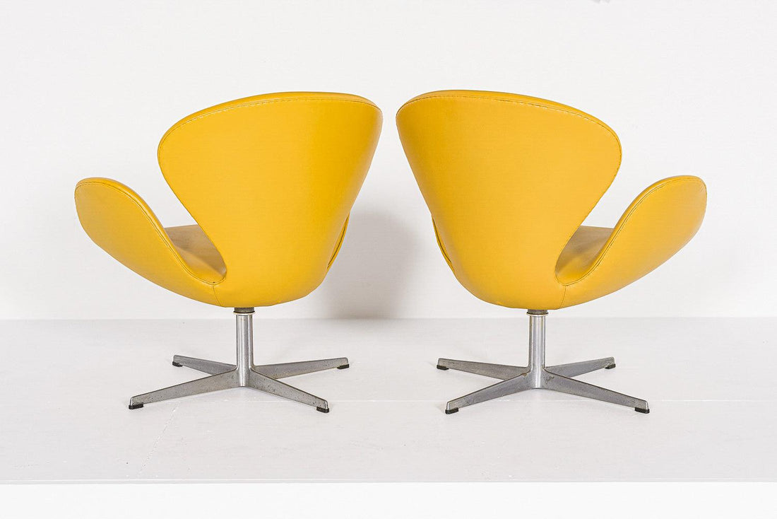 Danish Modern Yellow Swan Chairs by Arne Jacobsen for Fritz Hansen