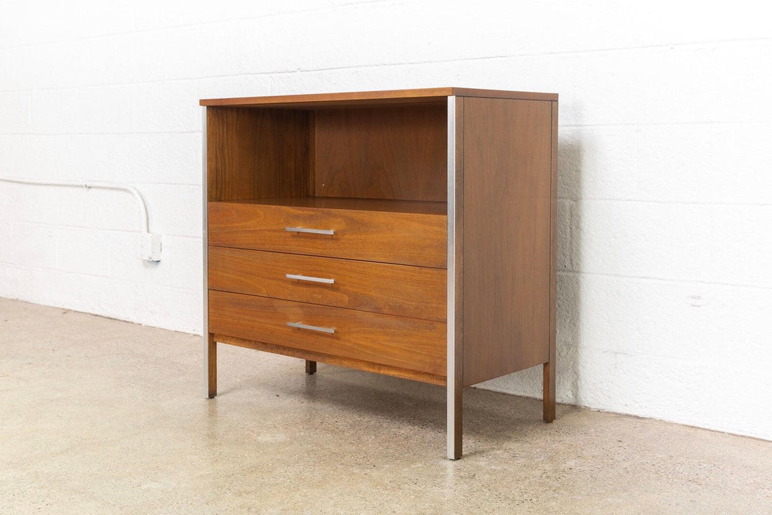 Vintage Mid Century Paul McCobb for Calvin Walnut Dresser