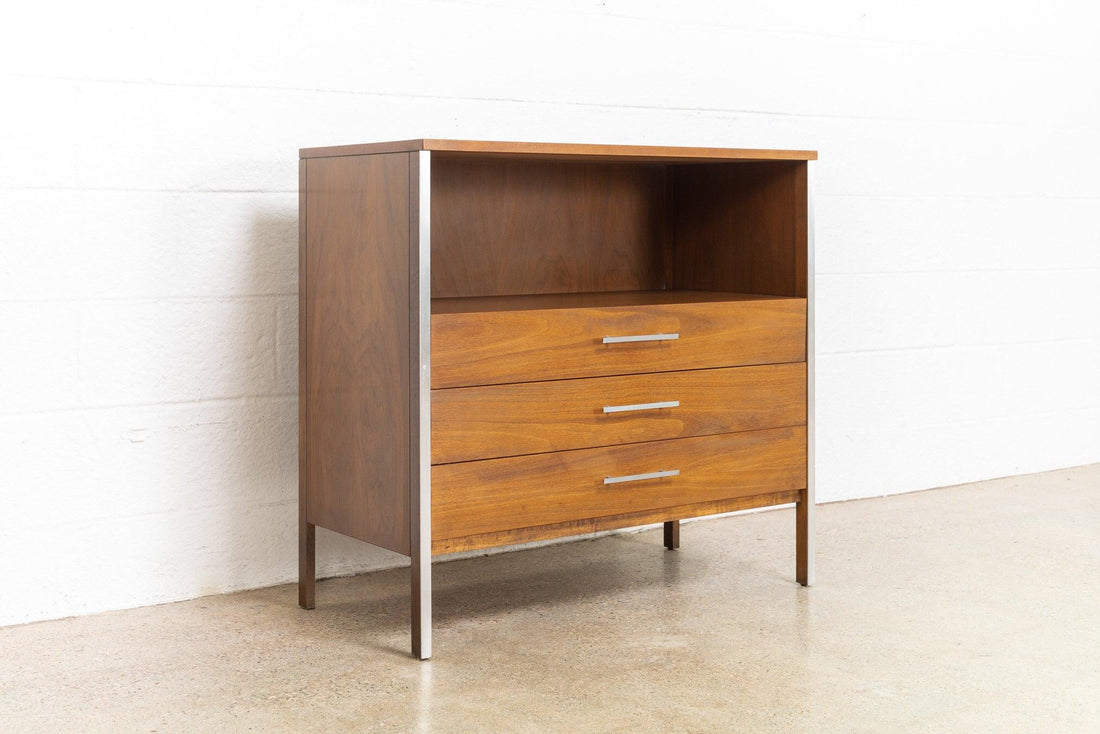 Vintage Mid Century Paul McCobb for Calvin Walnut Dresser